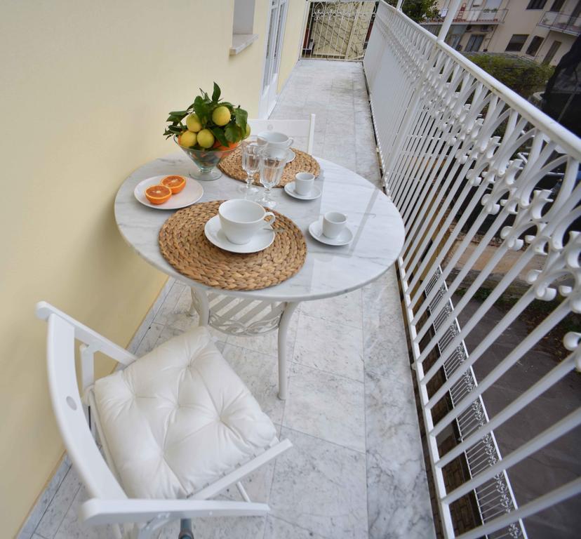 Casa Di Josephine Apartment ปิอาโนดิซอร์เรนโต ภายนอก รูปภาพ